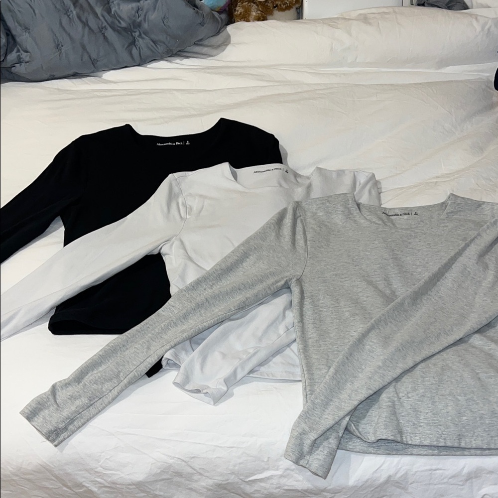 Abercrombie set of three Black, White, and Gray Long Sleeve Tops